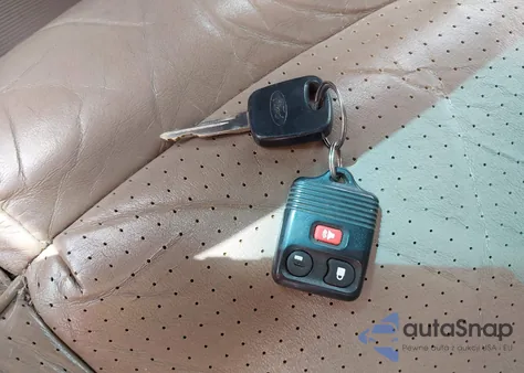 1998 Ford Explorer from USA, damaged, VIN 1FMZU34E3WZA70790